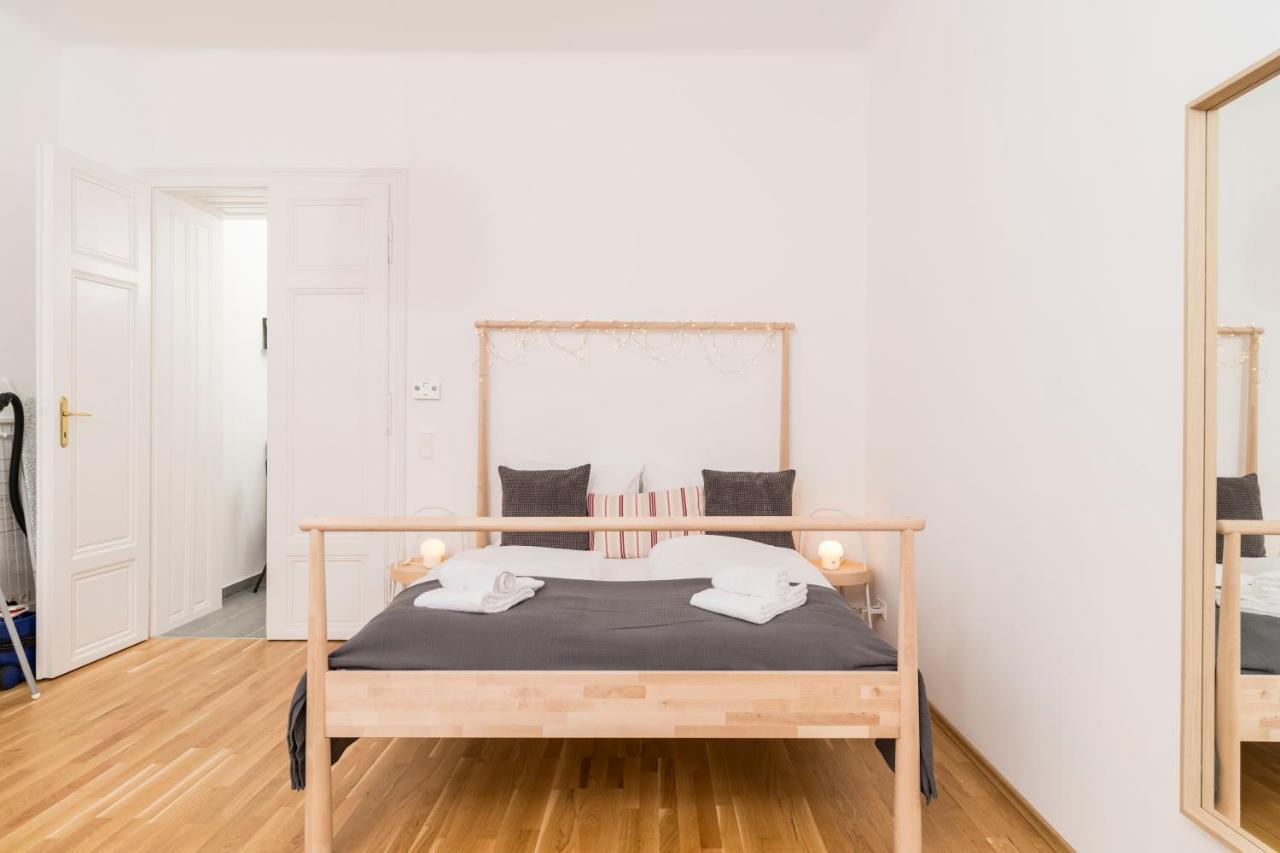 Sigmund Freud Lounge Apartment Wina Bagian luar foto